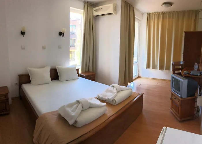 Family Littoral Hotel 2*