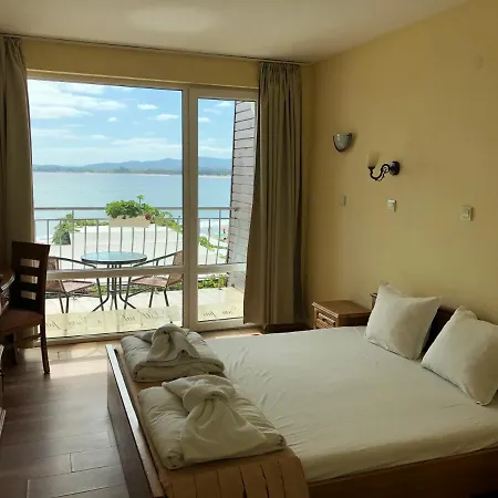 Family Littoral 2* 소조폴