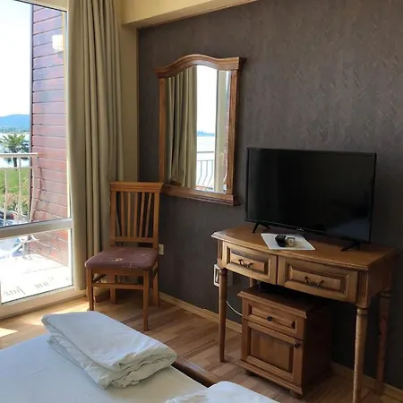 Hotel Family Littoral 2*